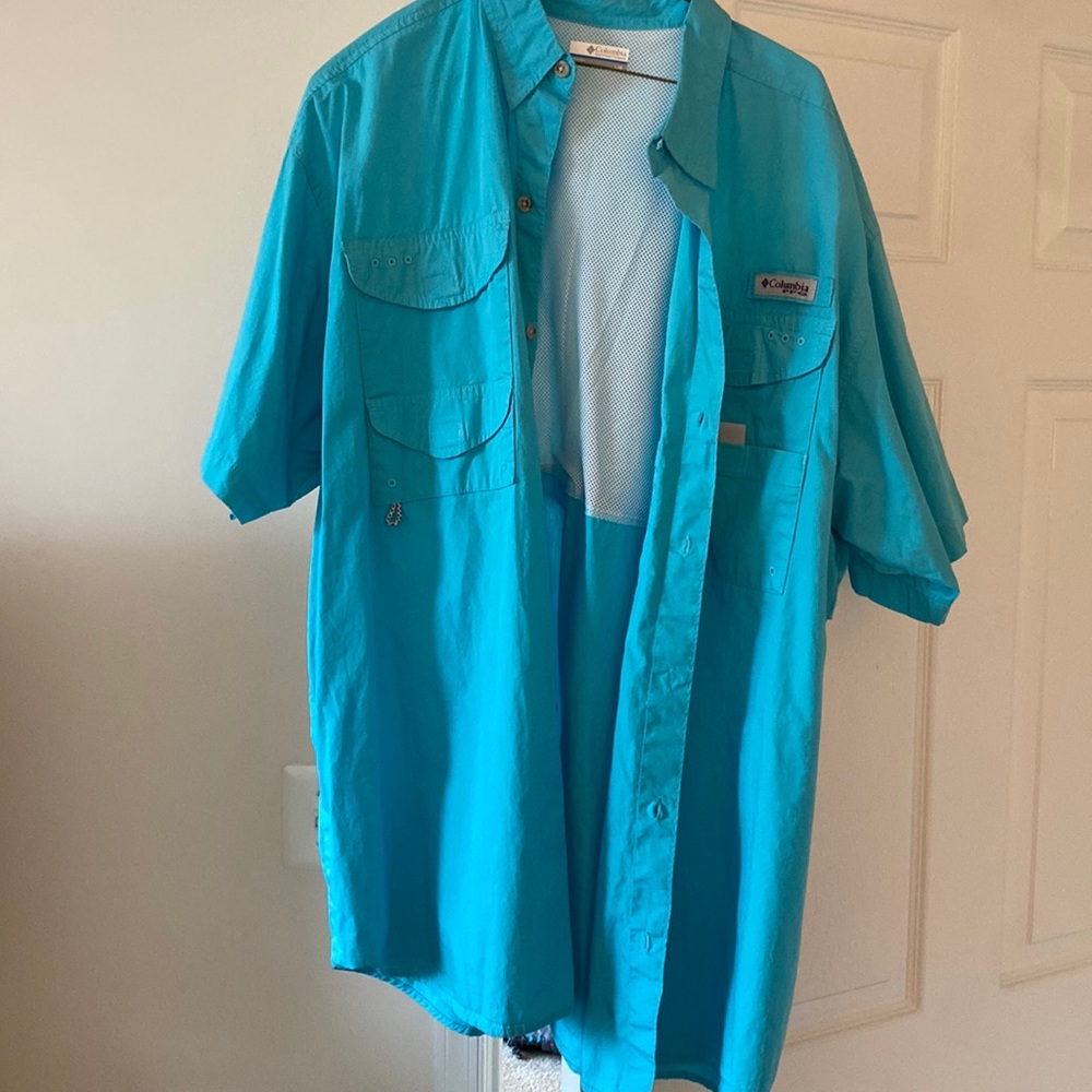 Performance fishing shirt. Only been worn once.